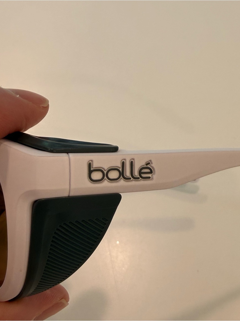 Bollé Adventurer sunglasses - Picture 5 of 12